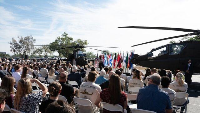 보잉 ‘아파치 혁신 50주년’ 기념···애리조나 방위산업 기반 강화