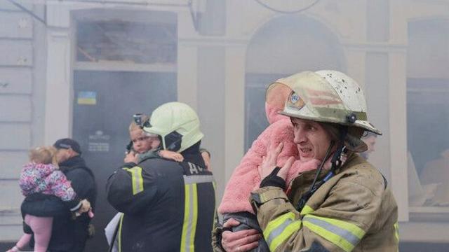 [드론특집③] 전장의 '게임체인저'로 떠오른 드론...왜 '감시용'에 머무나