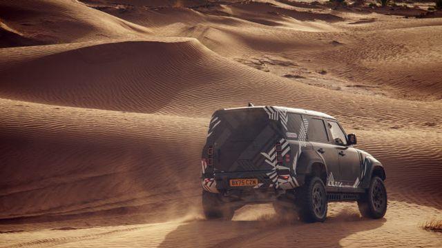 디펜더 ‘다카르 D7X-R’ 사하라서 극한 테스트