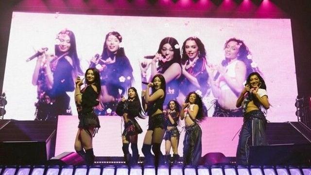 캣츠아이, 첫 북미 투어서 신곡 공개…'인터넷 걸'