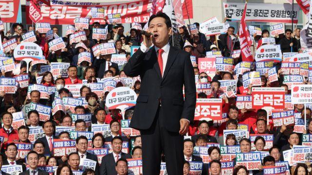 장동혁의 '우회전'에 당에서도…