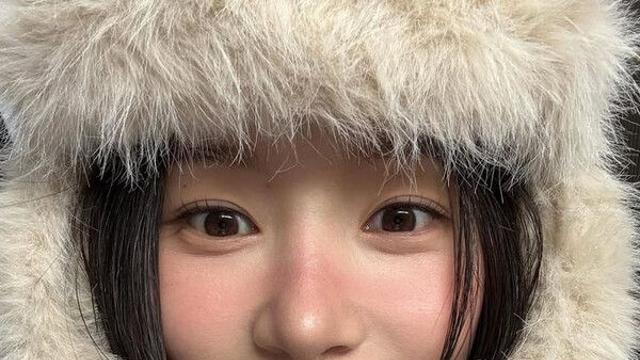 정채연 털모자 쓰고 찰칵…귀여운 모습