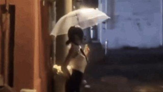 남친을 기다리는 레제