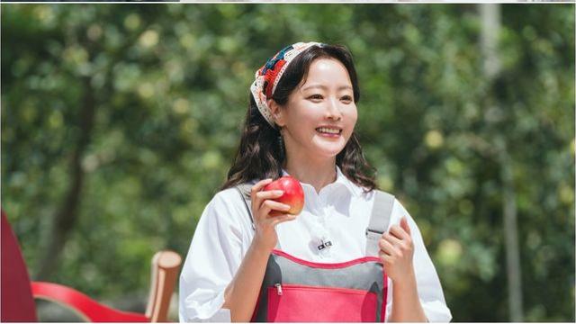 빨간 두건 쓴 김희선, 사과 판매 여왕 도전한다 (다음생은)