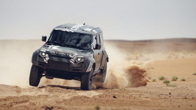 “사막을 찢을 준비 완료” 디펜더 D7X-R, 모로코 테스트 완주, 다카르 출격 임박