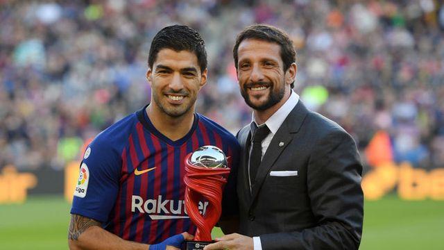 메시 캄프 누 방문 보고 자극 받았나? 수아레스 “여전히 바르사 사랑해, 언젠가 복귀 꿈꿔”