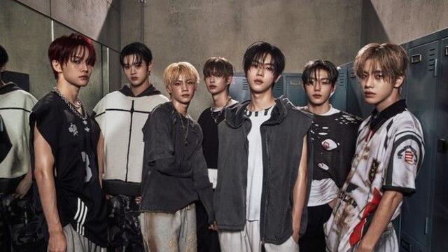 클로즈 유어 아이즈 'blackout', 초동 57만장 돌파…전작 2배 육박, '하프 밀리언셀링'