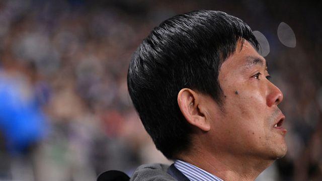 “난 아무 쓸모 없는 인간이었는데” 일본 국대 감독, 기자회견 도중 눈물…왜? “소중한 분이 돌아가셨어”