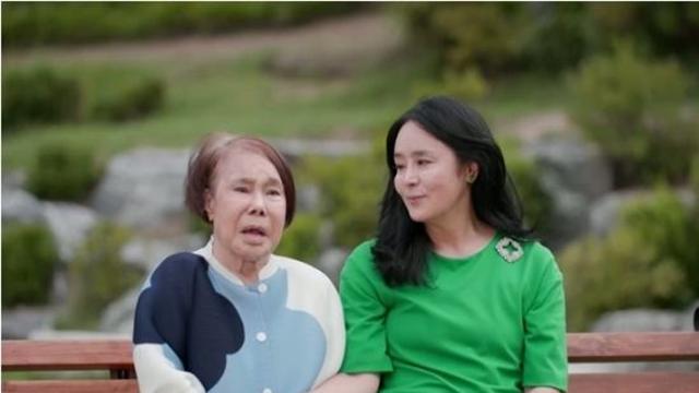 17년 치매 母 봉양…장윤정 