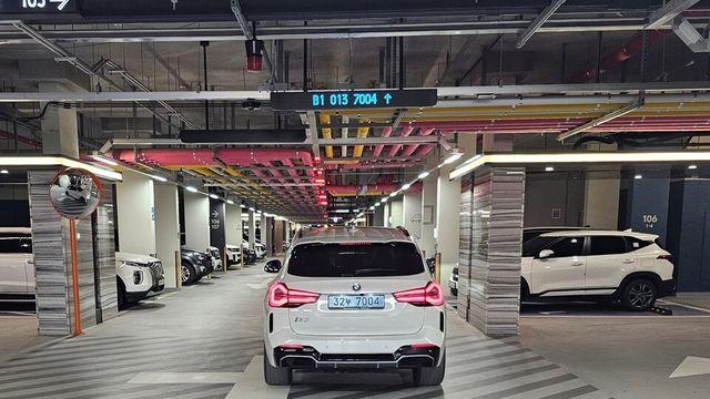 삼성물산, '래미안 AI 주차장' 최초 도입…미래형 주거 기준 제시