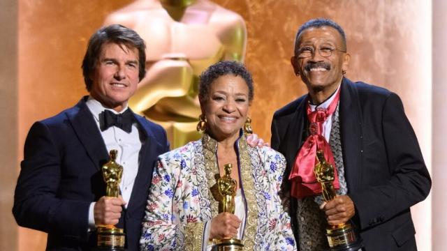 톰 크루즈, 데뷔 44년 만에 첫 오스카 수상