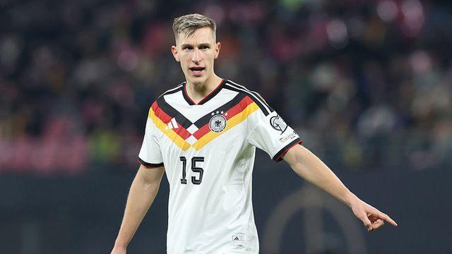 김민재 리버풀행 적신호? “1월 센터백 보강 필수 리버풀, 도르트문트 핵심 CB 영입 노린다”