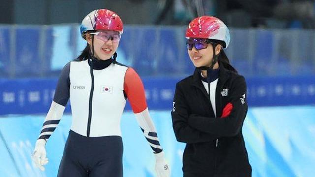 '두 바퀴 남기고 땡땡땡' 치명적 오심, 박지우 금메달 놓쳤다…빙상연맹 ISU에 항의