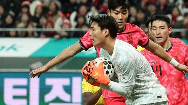 [STN 현장] ‘홍명보호서 첫 경기→완벽 무실점’ GK 송범근 “기다려준 가족들에게 고마워”