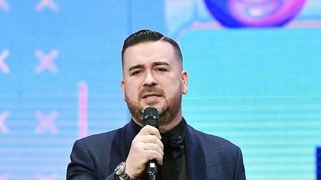 샘 해밍턴, 셋째 시도했었다 