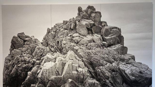 검은 바다와 그 위의 삶…노순택의 '흑산' 기록