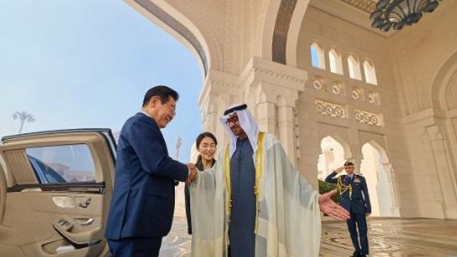 한국·UAE, '100년 동행' 공동선언...AI·원전·방산 협력 강화