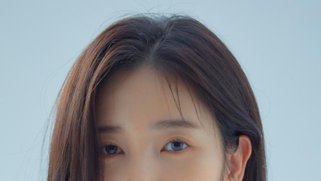 에이프릴 윤채경·이용대 열애설…소속사 측 