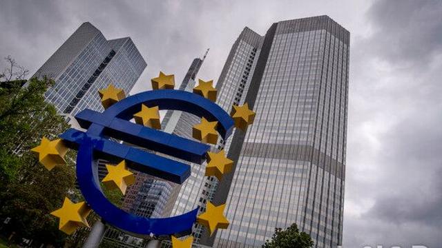 ECB 부총재 “AI·기술주 과대평가, 시장 급락 촉발 가능성”…거품·레버리지 위험 경고