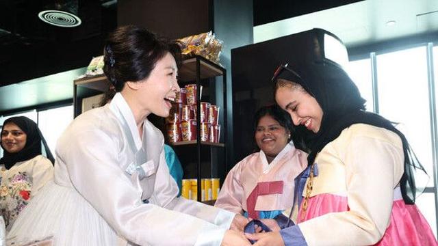 김혜경 여사, UAE대통령 모친과 친교 만찬…