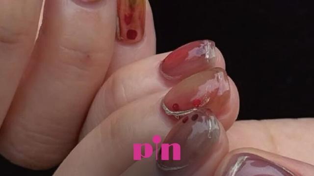 달콤한 제철 과일로 물든 가을 네일 BEST 6