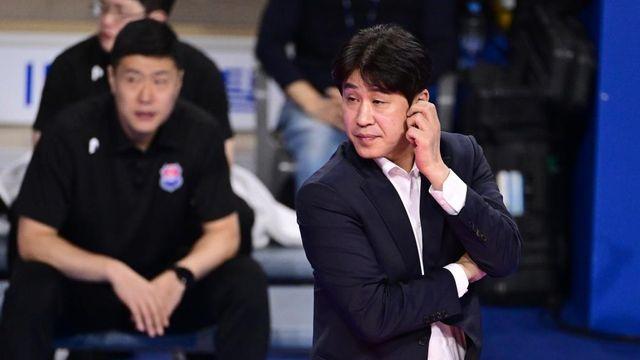 '8연승' 도로공사 김종민 감독 