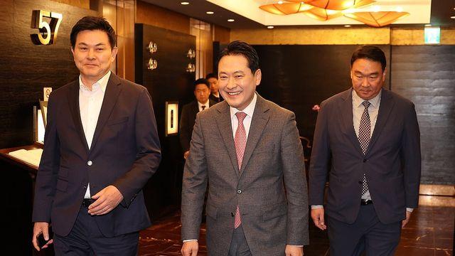 장동혁, 중진들에 