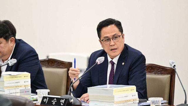 이승연 부산시의원, 공설장사시설 플라스틱 조화 반입 자제 근거 마련