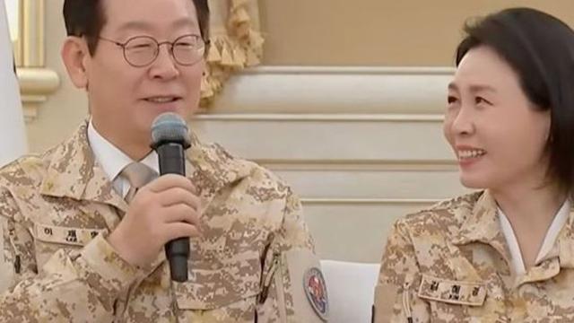 이 대통령, 해외 복무 한국 군인들 만나 건넨 말…웃음 터졌다