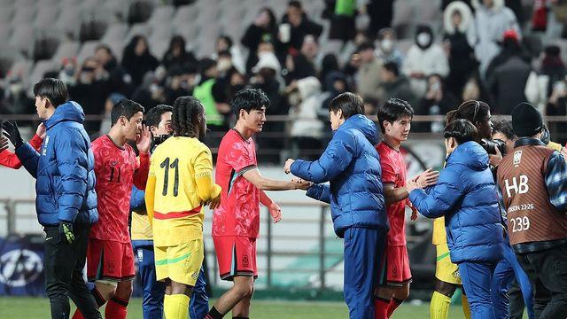 홍명보호 올해 평가전 일정 끝…중원조합·수비불안 '해결 과제'