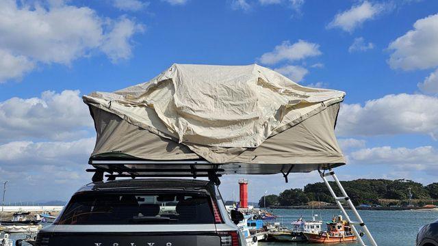 EX30 크로스컨트리, 루프톱 텐트에도 안정적인 주행감 뽐내