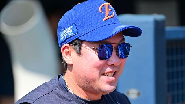 키움, 안치홍 영입에 '대만족'…허승필 단장 