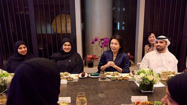 金여사, UAE 대통령 모친 한국에 초청…
