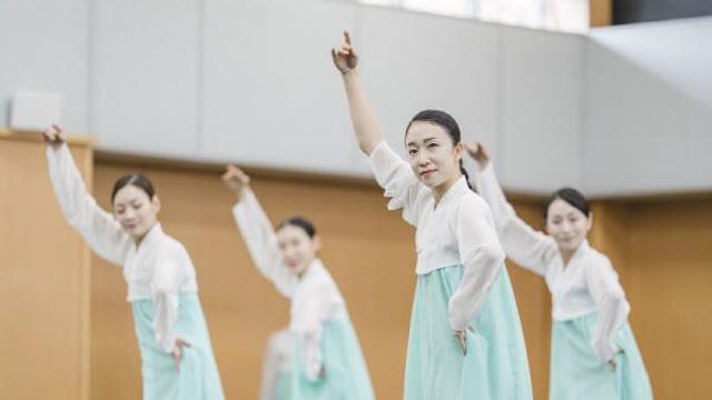 국립무용단 역대 단장 4인 한 무대에…'거장의 숨결'로 되살아나다