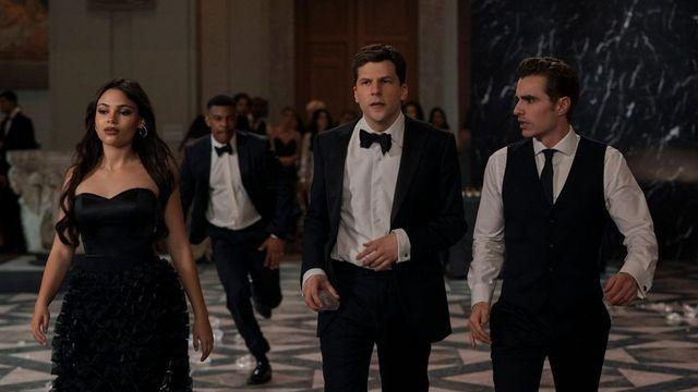 10년 만에 후속작…시즌3 대박→덩달아 전작까지 넷플릭스 3위 안착한 영화