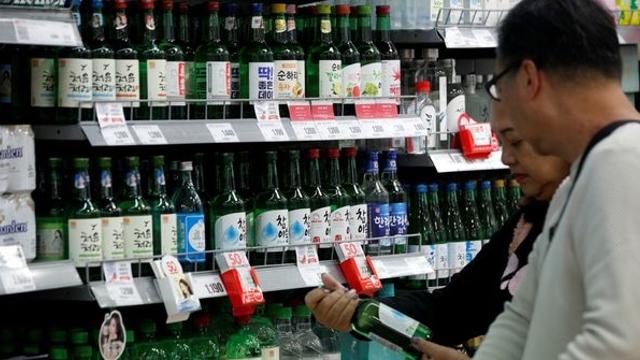 내년에 술병에 한 가지 변화…놓치기 쉬운 ‘이 부분’ 바뀐다