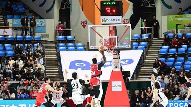 프로농구 SK, 현대모비스에 21점 차 완승…KT는 정관장 제압