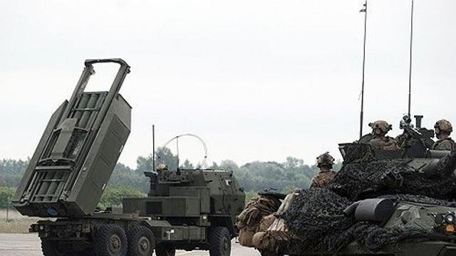 EU, '병력·군장비 신속 이동' 비상계획 마련…러 위협 대비