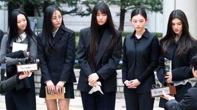 NewJeans Minji and Danielle Hold Individual Meetings with ADOR… After 'Unilateral Return Declaration,' Intention Confirmation and Discussion Begins