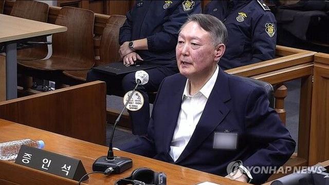尹, 한덕수 재판서 자기방어 