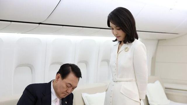 특검, 김건희 내달 4·11일…尹은 17일 소환 통보 예정(종합)