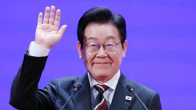 이재명 대통령, 이집트 일정 마치고 남아공으로…G20 정상회의 참석