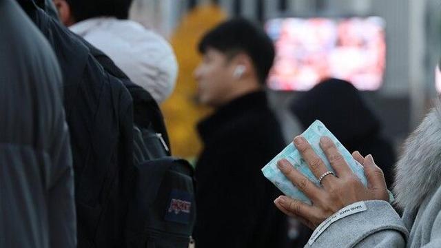 [날씨] 전국 대부분 지역 비 소식, 일부 지역은 강풍 동반...일부 지역 아침 최저기온 5도 이하 기록