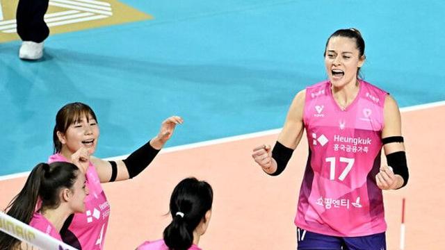 흥국생명, GS칼텍스에 3-1 역전승…요시하라 체제 시즌 첫 연승