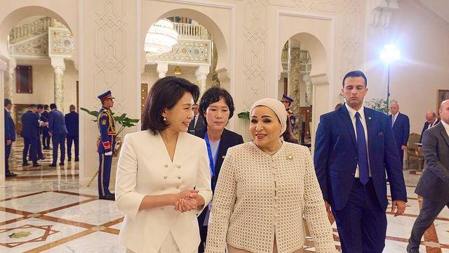 金여사, 이집트 영부인과 피라미드·대박물관 관람…방한 초청도