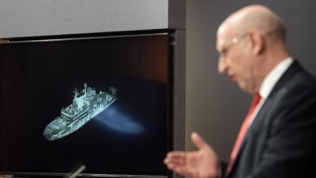 러 간첩선, 英해역 무단 진입…감시 전투기에 레이저 발사