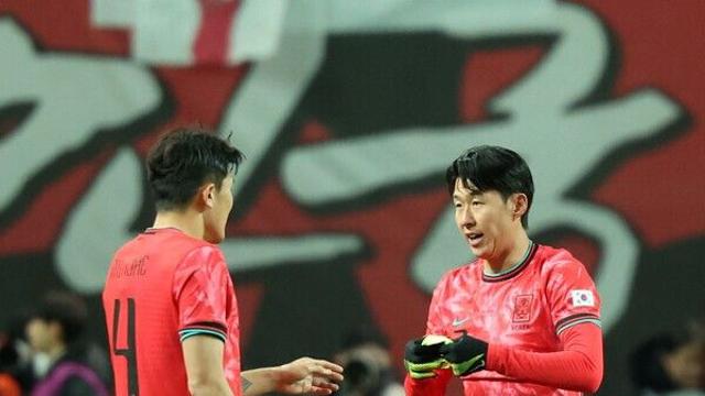 [오피셜] ‘韓 축구 사상 첫 2포트 진입 임박’ FIFA 랭킹 22위 유지, 북중미 월드컵 조추첨 반영