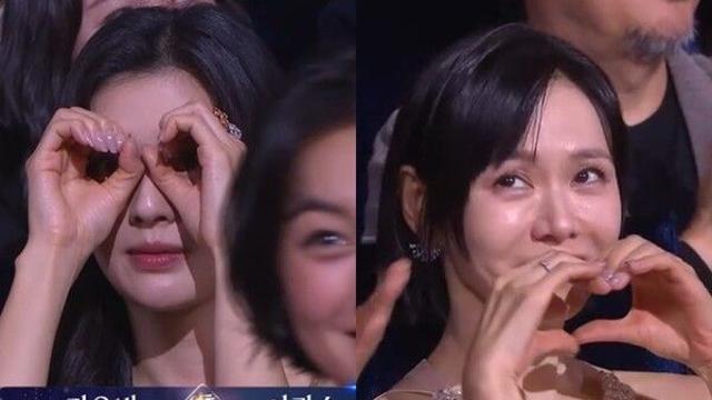 [NC핫클립] 이광수 지켜보는 이선빈, 현빈에 하트 뿅뿅 손예진...사랑이 넘친 '청룡'