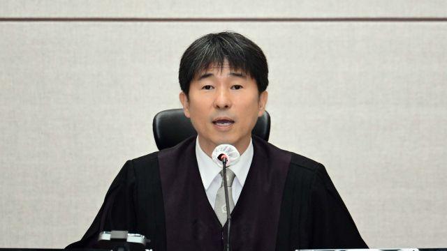 공수처, 지귀연 부장판사 압색 돌입…휴대전화 사용 기록 등 조사 대상