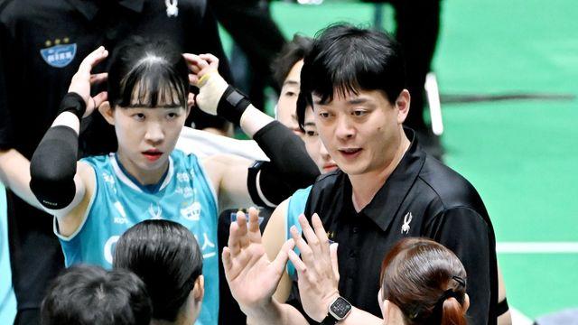 [SD 인천 인터뷰] 이영택 GS칼텍스 감독, “레이나 괜찮긴 한데 본인이 조금 우려를”…요시하라 흥국생명 감독, “정해지지 않은 주전이 우리의 힘”